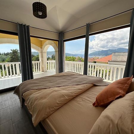 Vila Danica Tivat Apartman Kültér fotó