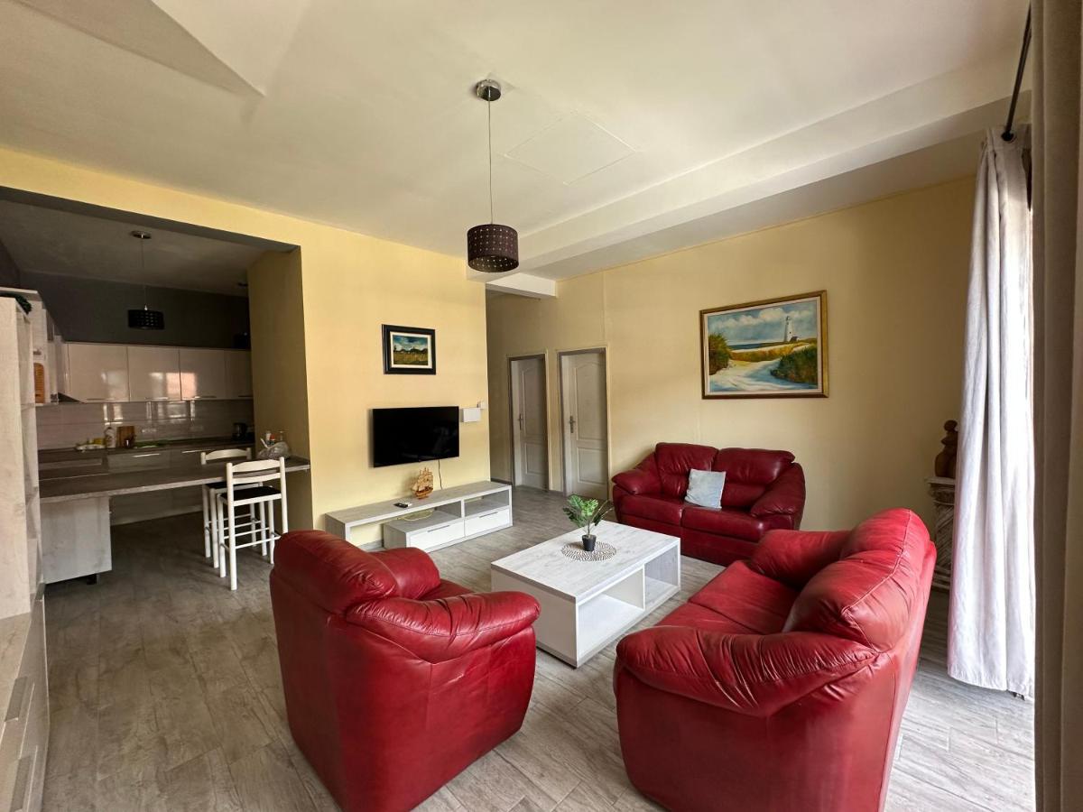 Vila Danica Tivat Apartman Kültér fotó