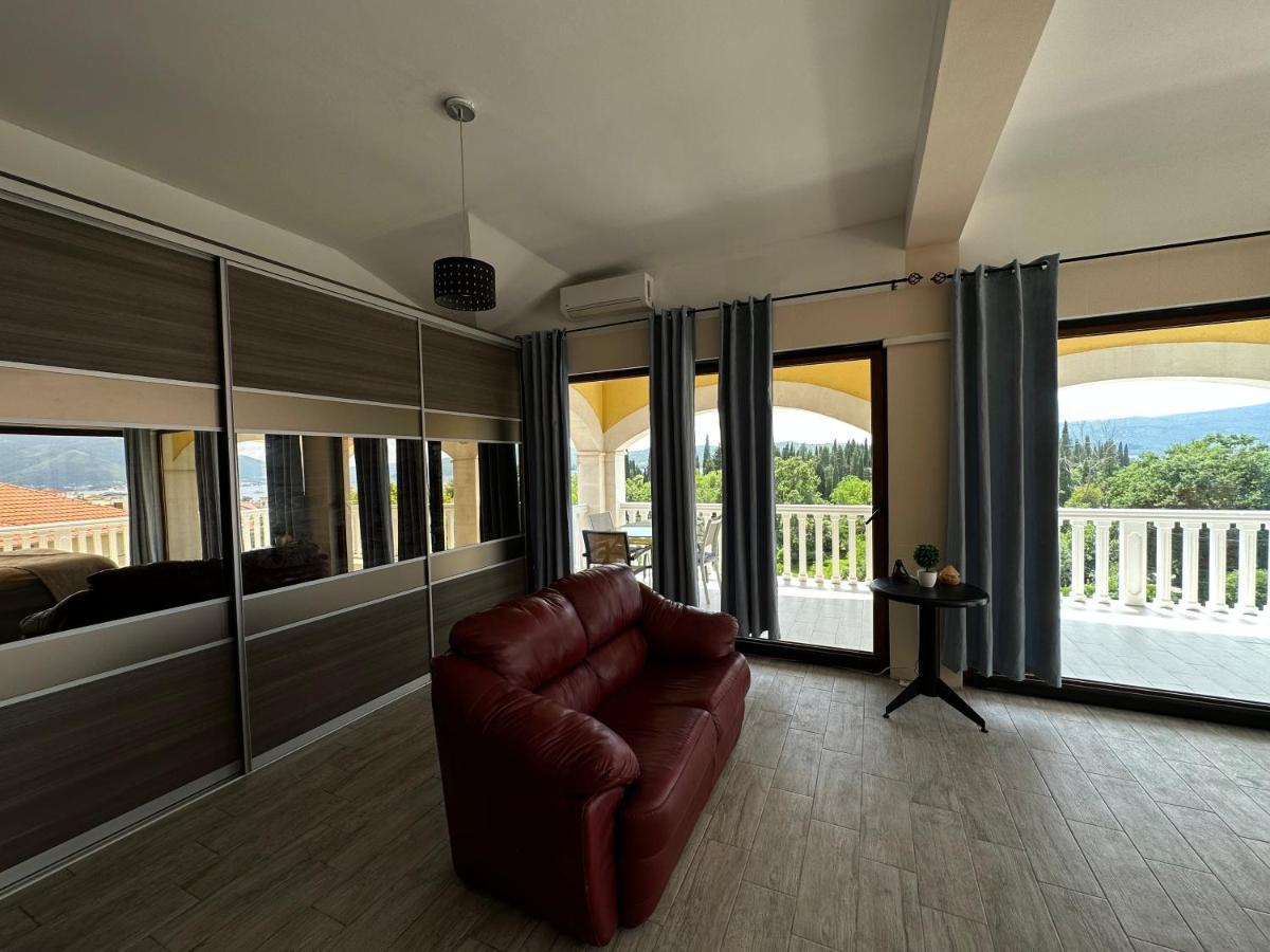 Vila Danica Tivat Apartman Kültér fotó