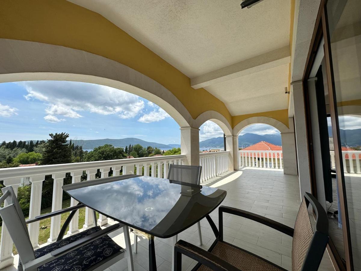 Vila Danica Tivat Apartman Kültér fotó