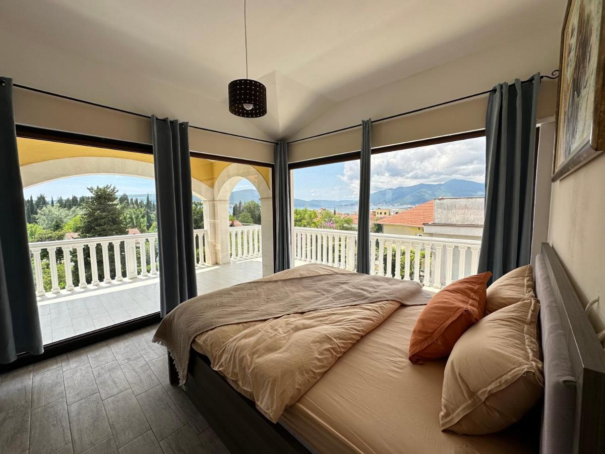 Vila Danica Tivat Apartman Kültér fotó