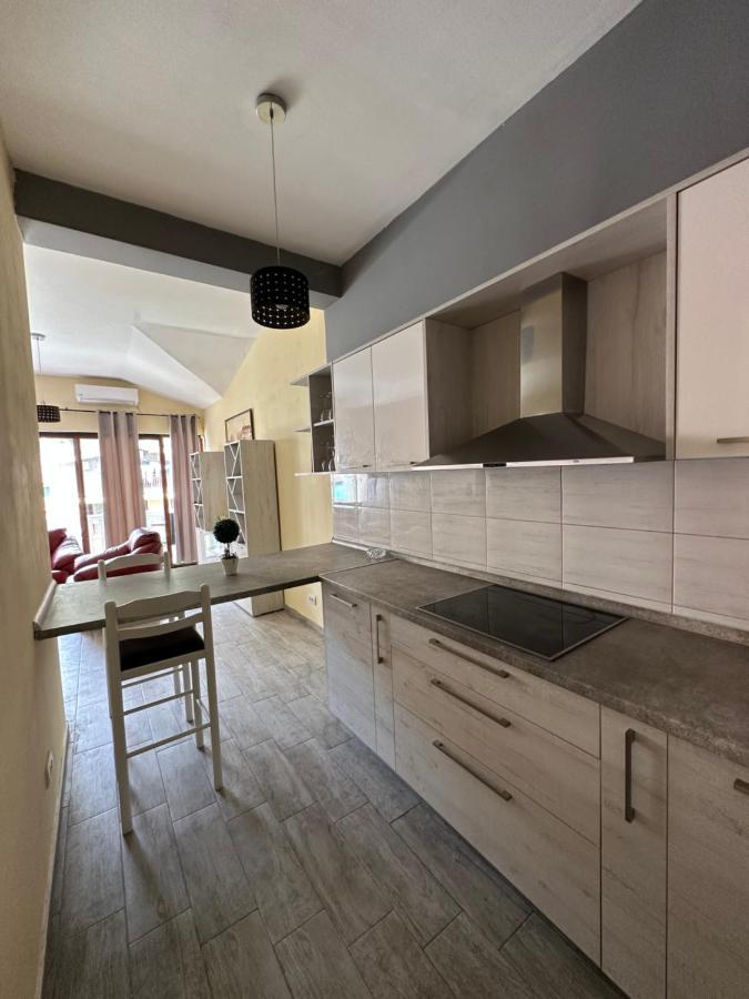 Vila Danica Tivat Apartman Kültér fotó