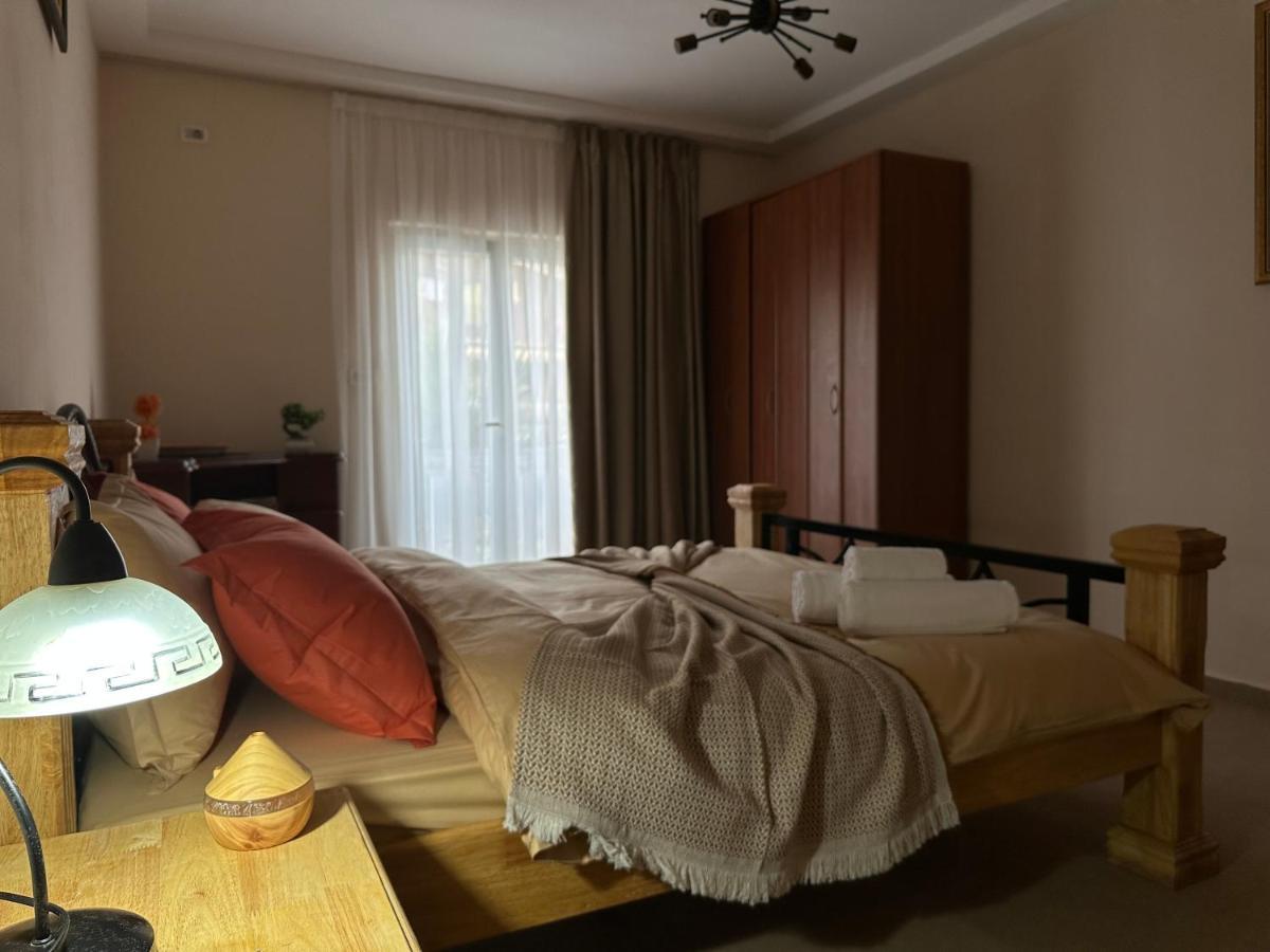 Vila Danica Tivat Apartman Kültér fotó