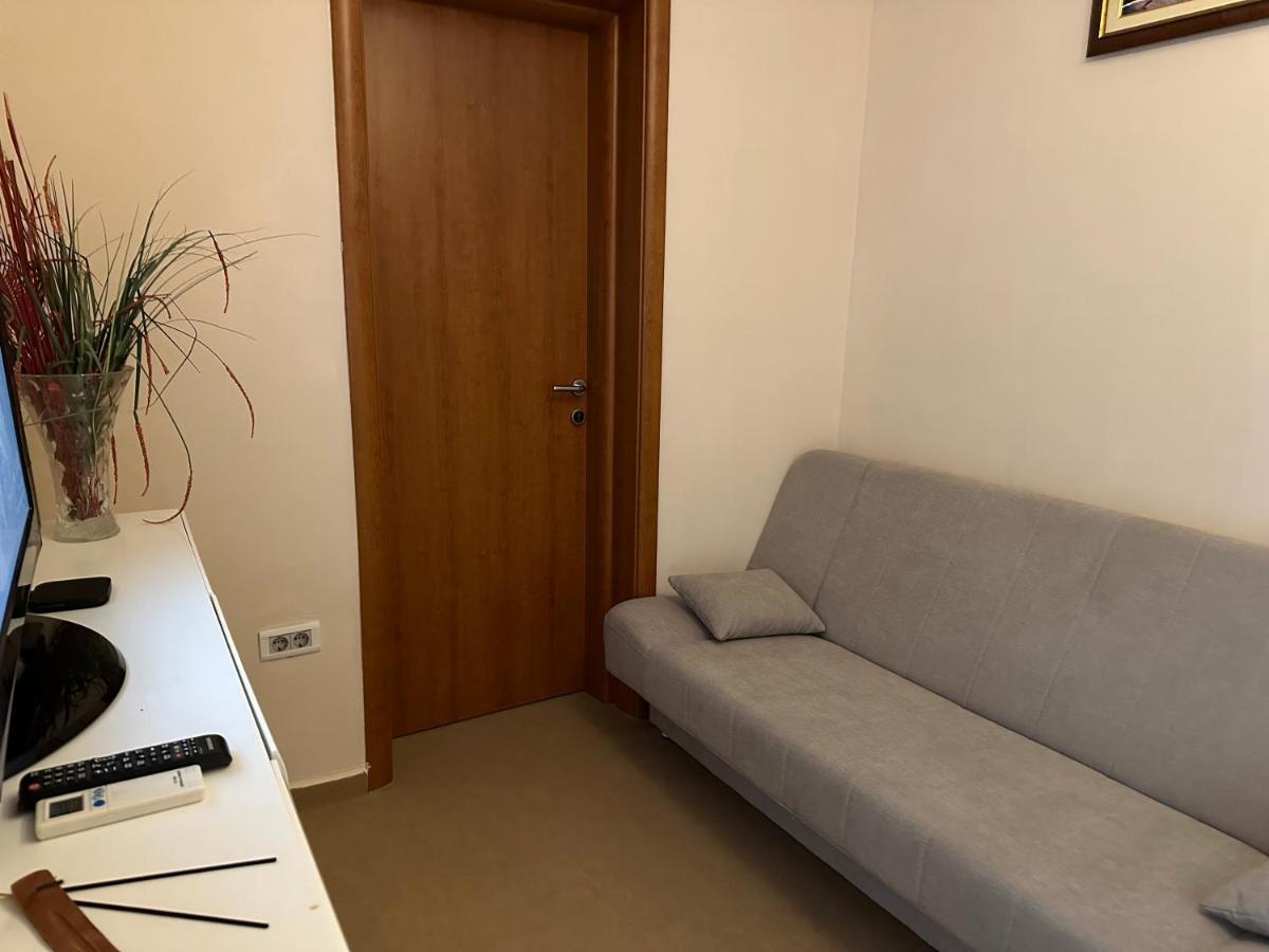 Vila Danica Tivat Apartman Kültér fotó