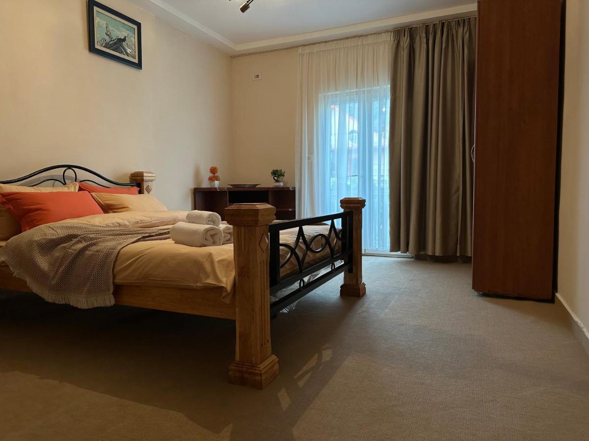 Vila Danica Tivat Apartman Kültér fotó